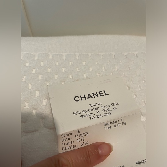 Chanel Classic Flap Card Holder - Picture 4 of 15